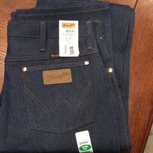 NWT Men’s Wrangler Jeans